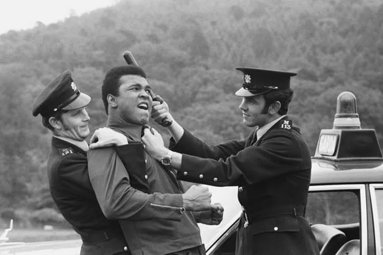 Belajarlah dari Muhammad Ali! Sosok Inspiratif yang Bisa Dijadikan Panutan Para Lelaki 11