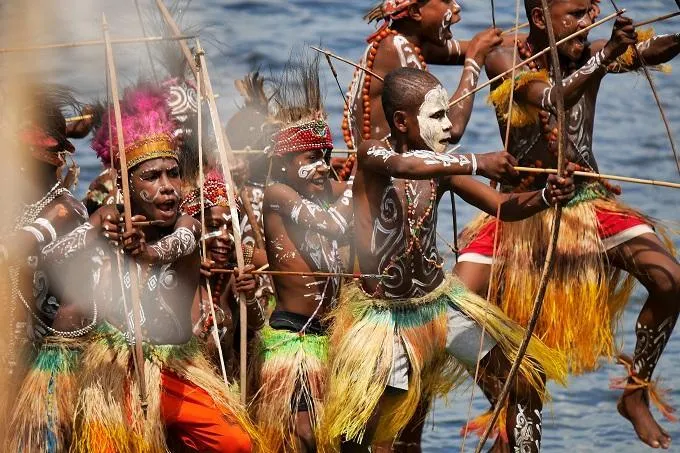 Traveling ke Festival Danau Sentani, Kolaborasi Keindahan Alam dan Budaya Papua yang Selalu Dinanti! 9