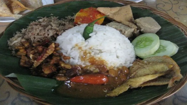 Mudik Telah Tiba! 8 Kuliner Maknyuss Ini Bakal Menemanimu Kalau Mudik Lewat Pantura 15