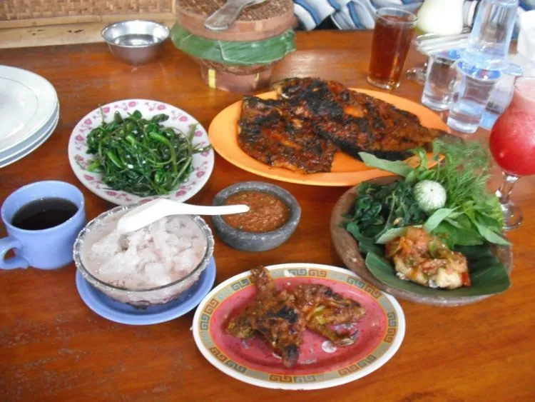 Bahagianya yang Sudah Menikah Ketika Bulan Ramadan. Yuk Intip Obrolan Romantis Mereka 10