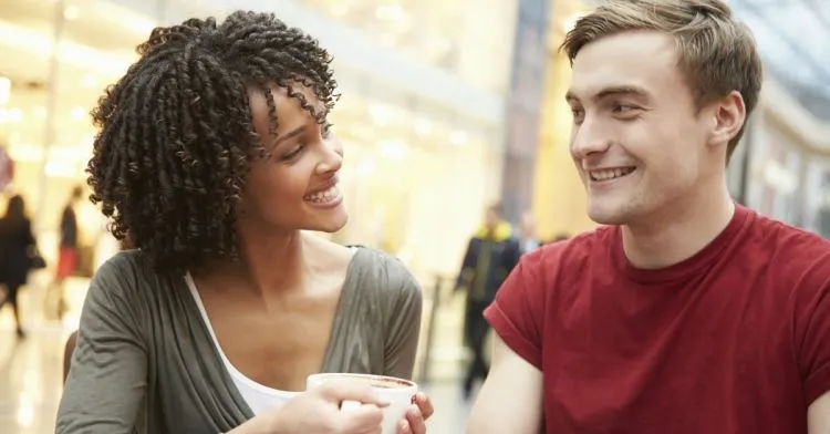 Soal Jatuh Cinta: Cowok Tertarik Karena Mata, Cewek Tertarik Karena Kata 6