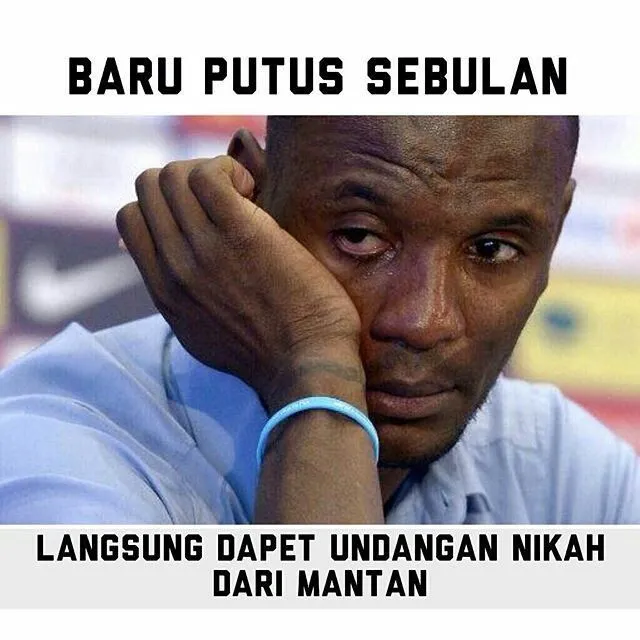 Momen Mantan Nikah Emang 'Nyelekit' Rasanya. 11 Gambar Ini Jadi Buktinya! 22