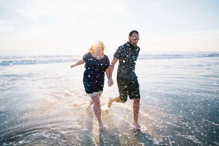 Inspirasi Foto Prewed di Alam Terbuka yang Bisa Bikin Kamu Mupeng. Mana Favoritmu? 20