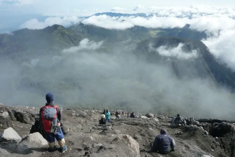 Duh, Lagi-lagi ada Pendaki Hilang. Seorang Pendaki Asal Swiss Hilang di Gunung Semeru! 5