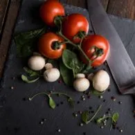 6 Bahan Makanan ini Ternyata Bisa Dipakai Buat Pengganti Micin. Beri Tahu Ibumu Segera!