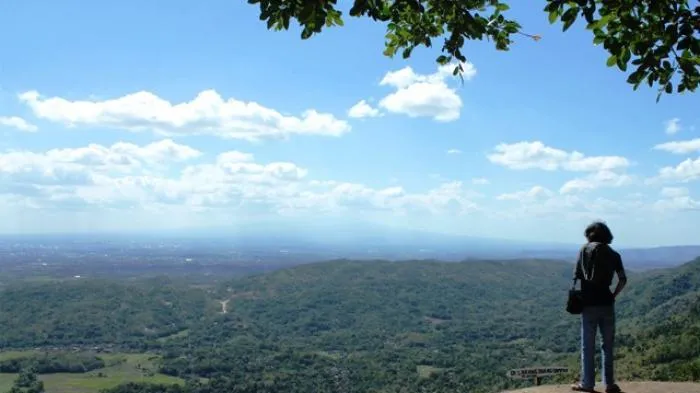 Pemandangan Jogja dari Ketinggian Memang Mempesona! 10 Spot Ini Cocok Buat Nunggu Buka Puasa 19