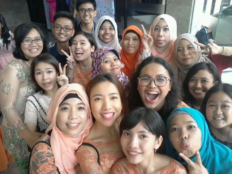 Biar Ketemu Jodoh di Kondangan, Tips-tips Selfie Ini Perlu Kamu Praktekkan! 12