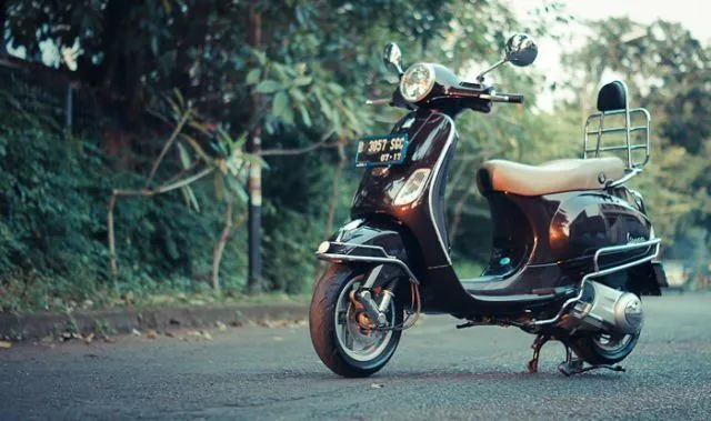 8 Hal yang Sebaiknya Sudah Kamu Beli Pakai Duit Sendiri Kalau Sudah Kerja, Meski Gaji Belum Seberapa 10