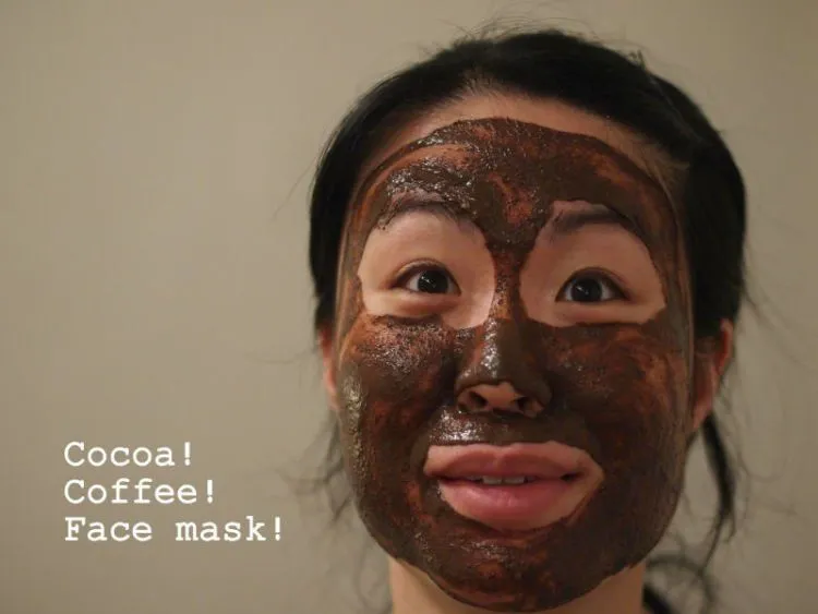 5 Masker Wajah Ini Memang Bikinan Sendiri. Tapi, Khasiatnya Jangan Ditanya Lagi 7