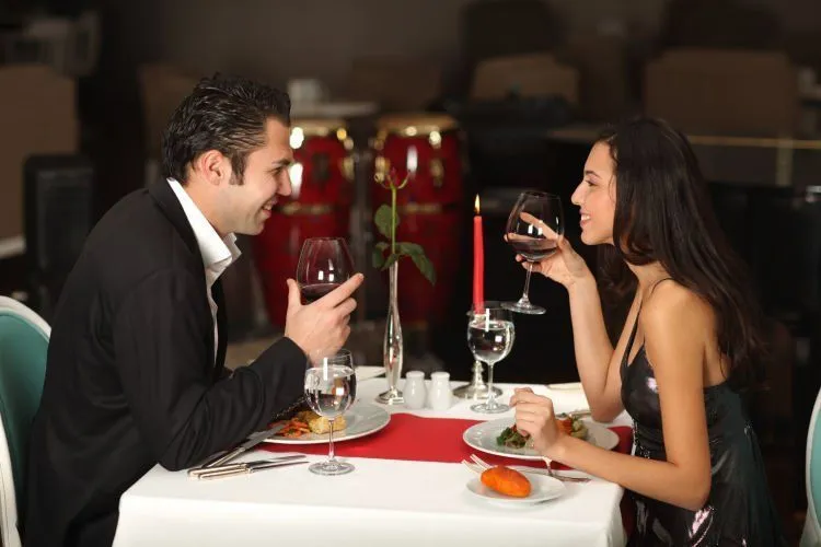 7 Perbedaan antara Calon Istri yang Nanti Bisa Hemat dan Dia yang Cuma Bikin Bangkrut Aja 8