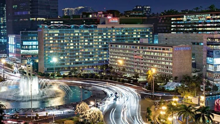 8 Hotel Angker yang Terkenal Seram di Indonesia 11