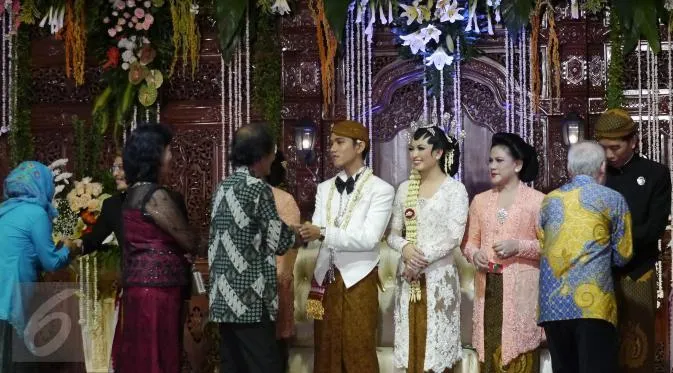 Biaya Resepsi Itu Batasnya Gengsi. Biar Sakral Tanpa Memberatkan Orangtua, Pakai 8 Cara Ini 15