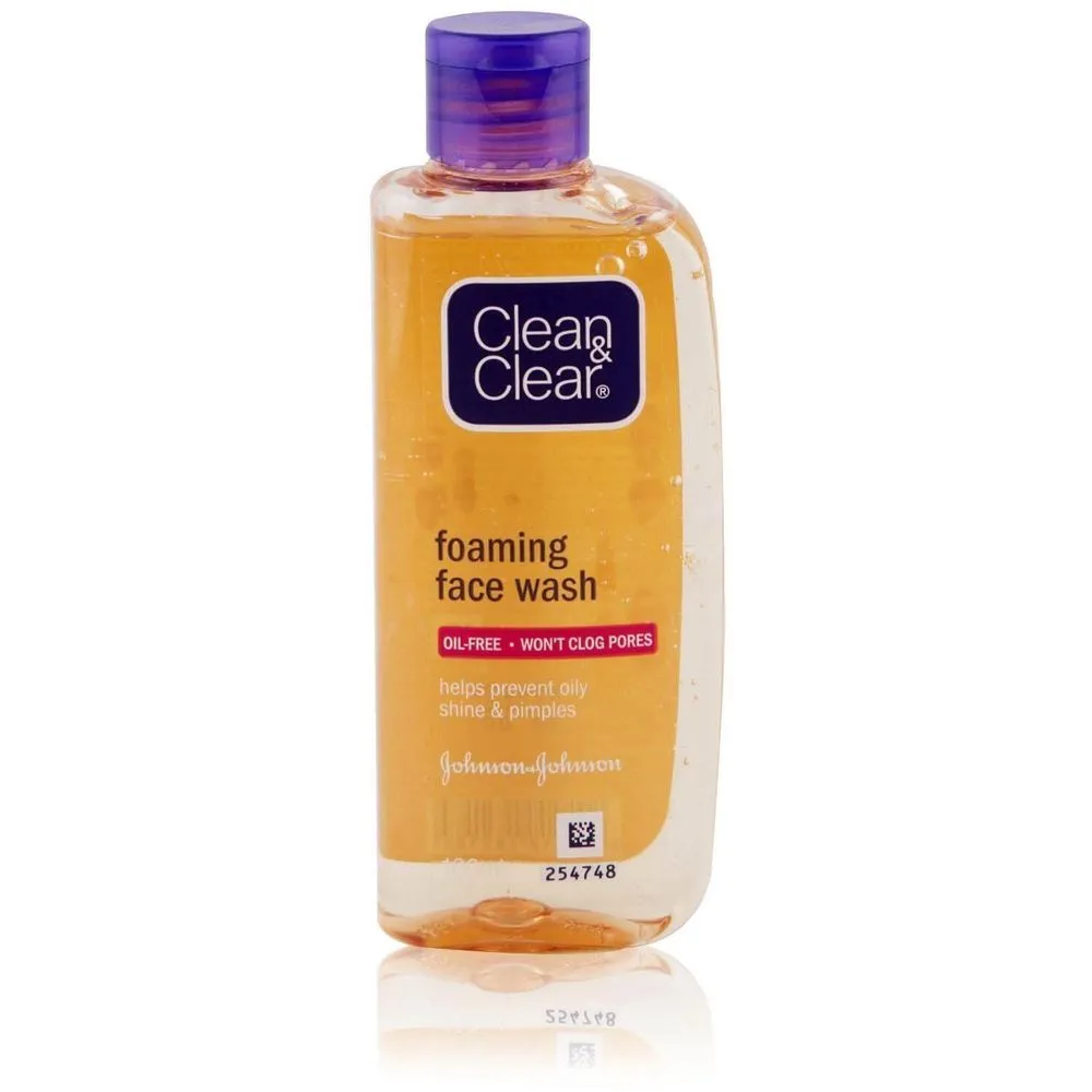 Ini Jenis-Jenis Kosmetik yang Harus Dipilih Pemilik Kulit Berminyak. Jangan Sampai Salah! 14