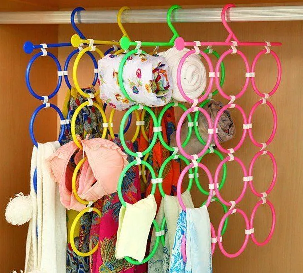 6 Benda Yang Wajib Cewek Berhijab Punya, Biar Makin Afdol Menutup Auratnya 9