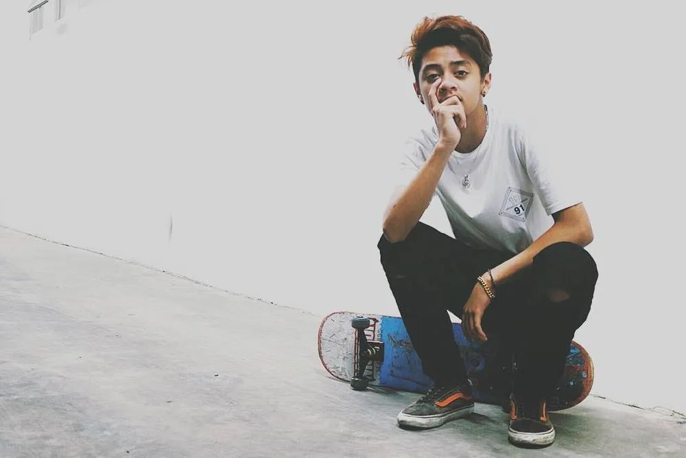 7 Artis Kece Ini Ternyata Masih SMA, Ngarep Banget Deh Kelak Bisa Ngospek Mereka 11