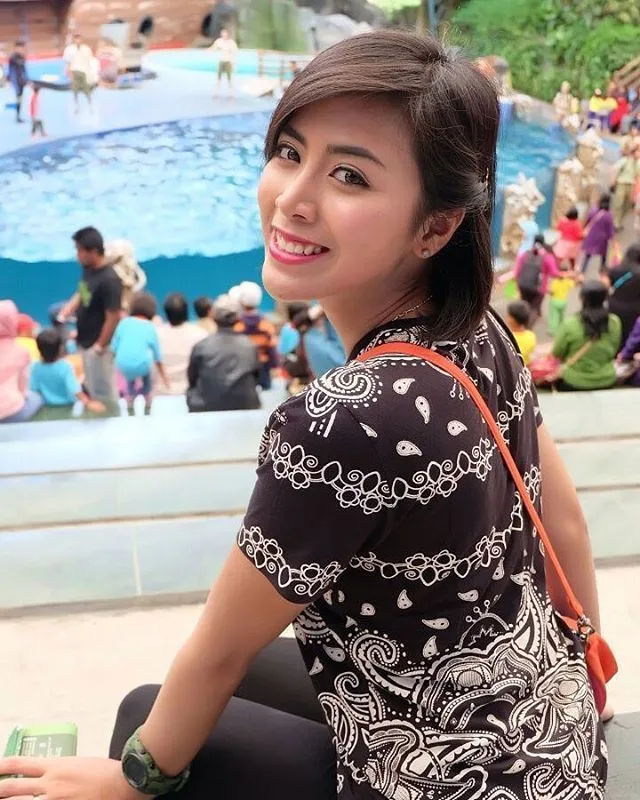 10 Kota di Indonesia yang Bakal Bikin Semua Cowok Bahagia. Banyak Pemandangan 'Indah' Di Sana 15
