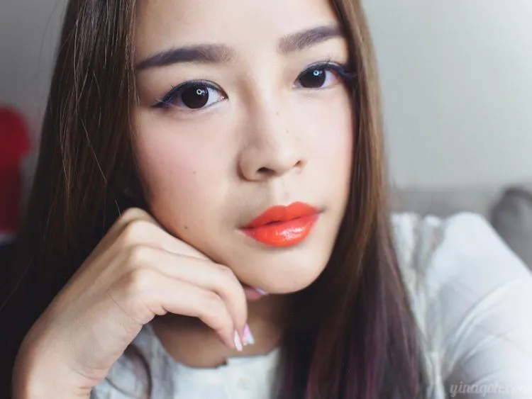 Setelah Melihat Gambar-gambar Ini Kamu Akan Berani Memakai Lipstik Warna Oranye! 12