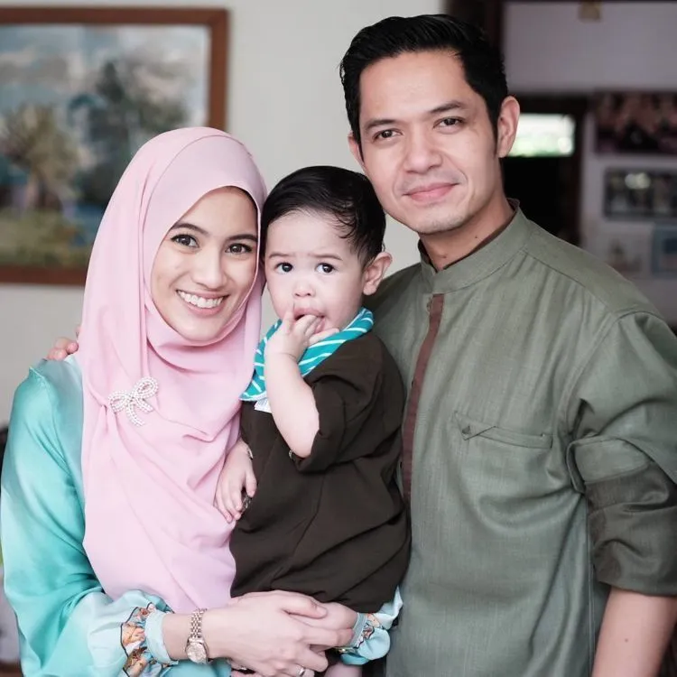 Balita Kalau Pakai Busana Lebaran Imutnya Jadi Berkali Lipat, Apalagi Buah Hati Para Selebriti Ini! 12