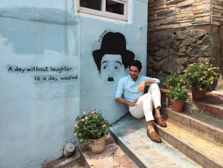 Ngintipin Gaya Stylish Reza Rahadian Yuk! Karena yang Kece Nggak Cuma Cowok-Cowok Korea! 19