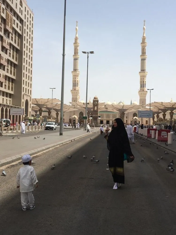 Umrah Bukan Ibadahnya Orang Tua, Ini Keuntungan Kamu yang Beruntung Bisa ke Tanah Suci di Usia Muda 6