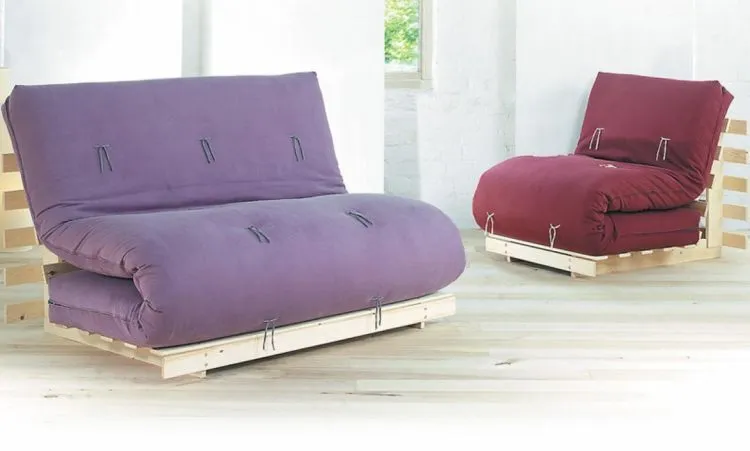 25 Inspirasi Sofa Lucu nan Nyaman Buat 'Nduselan' Sama Pasangan Halalmu Nanti 30