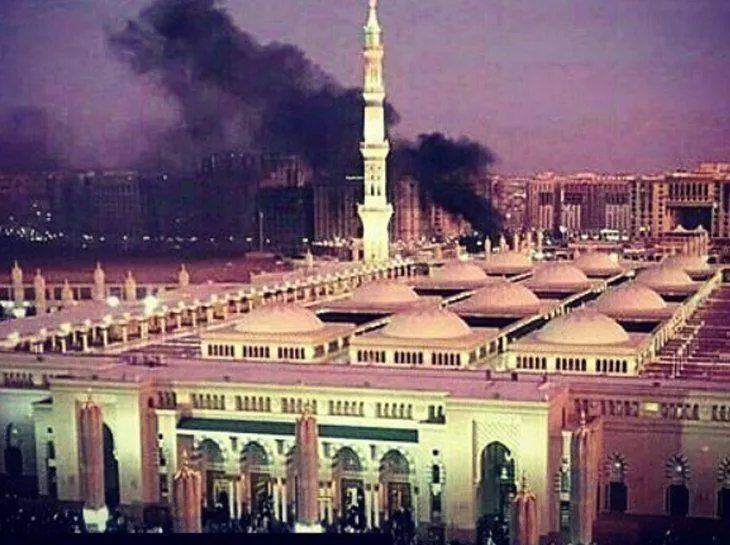 10 Foto Idul Fitri Tersedih Sepanjang Masa #PrayForSoloAndMadina 12