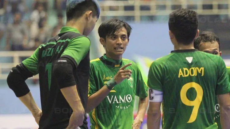 Saat SMA, 5 Status Ini Bikin Cowok Terlihat Keren di Mata Cewek. Kelihatan Berkarisma Katanya 8