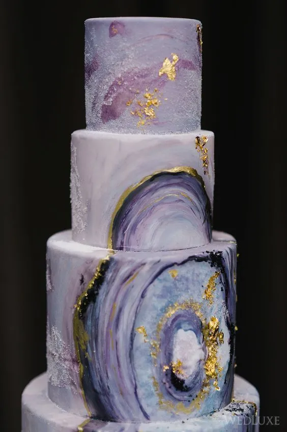 Tren Wedding Cake Baru yang Cantik dan Nggak Mahal. Bikin Pernikahanmu Berkesan! 12
