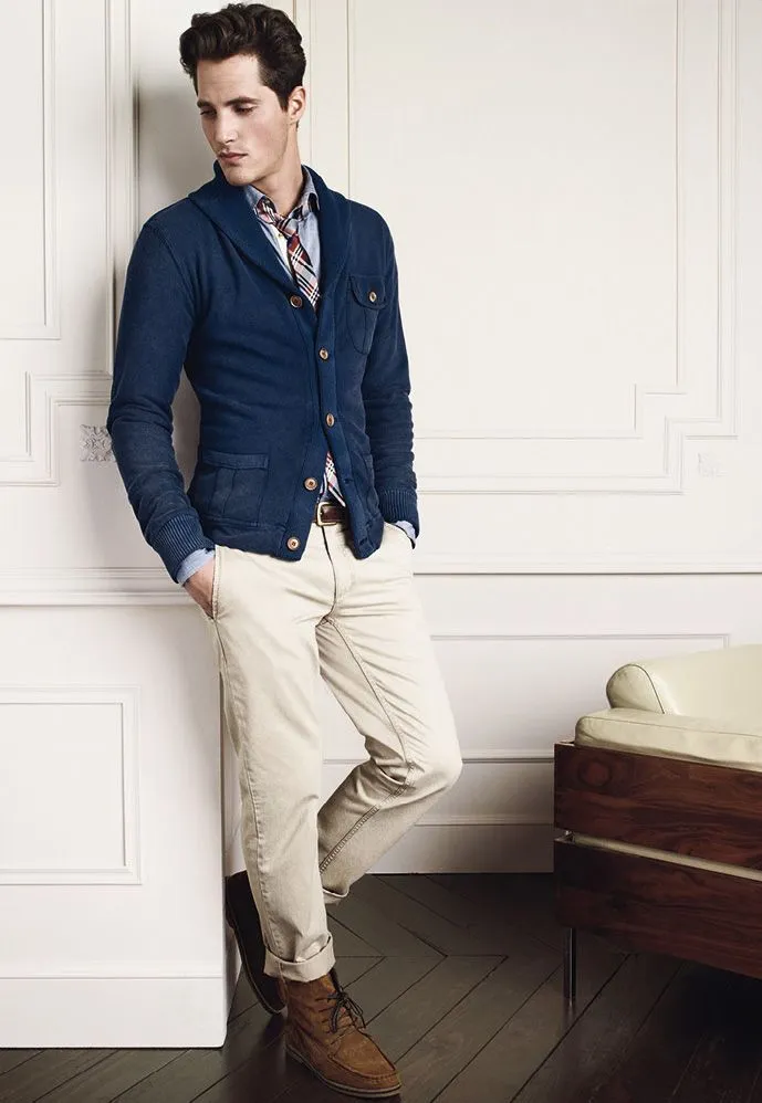 Gaya Casual Smart, untuk Cowok-cowok yang Pengen Kece Saat ke Kondangan 21