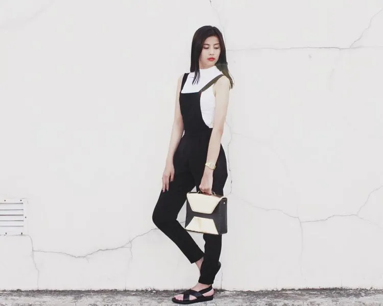 Nggak Cuma Drama Youtube-nya yang Fenomenal, Style Fashion Awkarin Ternyata Juga Menarik Lho 23