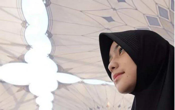 Umrah Bukan Ibadahnya Orang Tua, Ini Keuntungan Kamu yang Beruntung Bisa ke Tanah Suci di Usia Muda