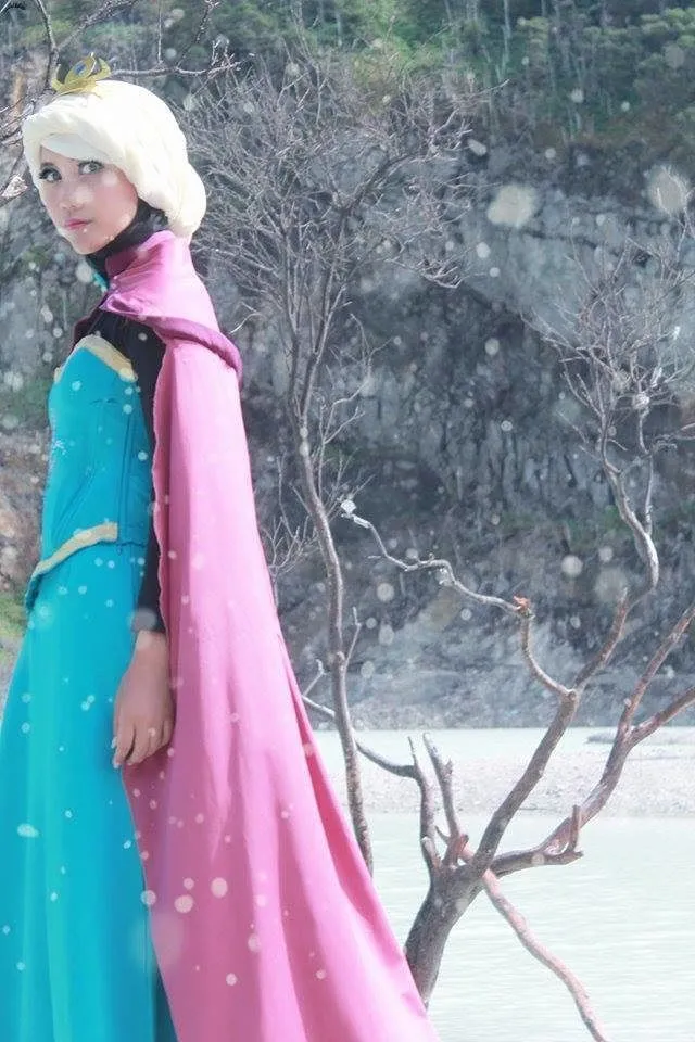 Berhijab Bukan Halangan. 8 Cosplayer Ini Menampilkan Gaya Uniknya yang Bikin Tercengang 10