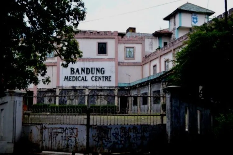 Uji Nyalimu Lewat Wisata Mistis di Bandung Medical Centre, Bangunan Paling Horor di Kota Kembang! 6