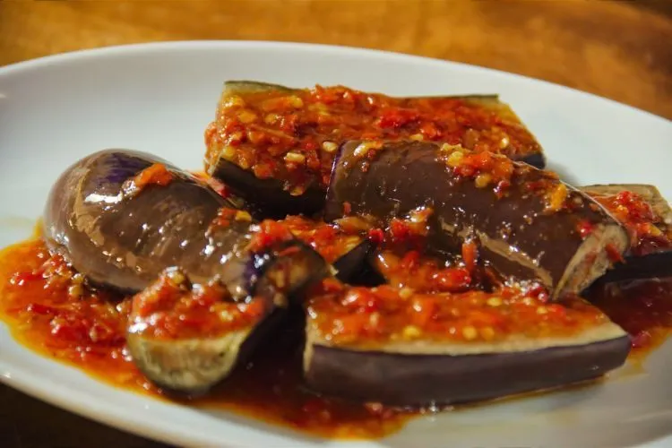 Para Cewek, Tolong Catat! 7 Makanan Ini Harusnya Dihindari Agar Alat Reproduksimu Tetap Sehat 10