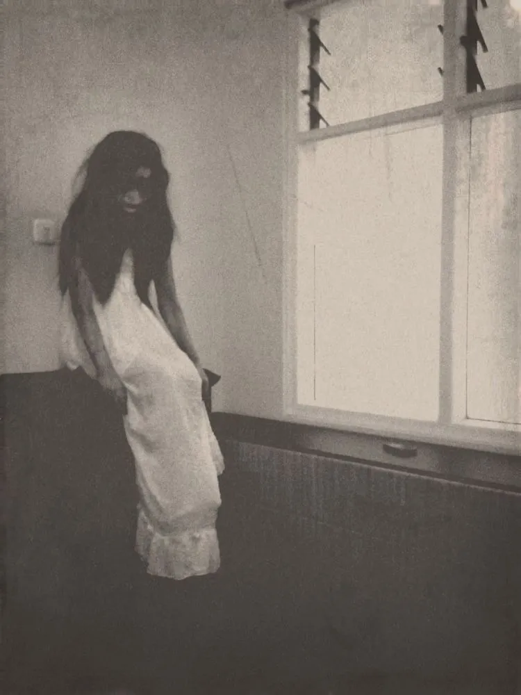 6 Titik di Kamar Kita Ini nih yang Kata Orang Suka Ditempatin Hantu. Yah, Namanya Juga Kata Orang~ 7