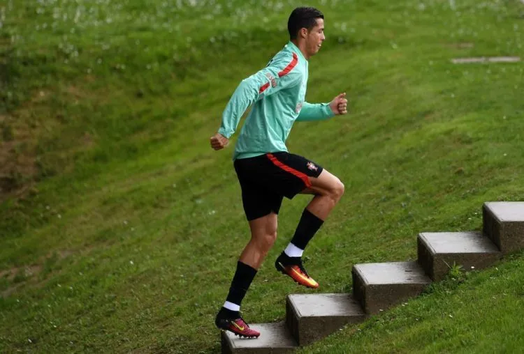 15 Tips Kebugaran Ala Cristiano Ronaldo. Biar Badanmu Sehat dan Fit Setiap Saat 23