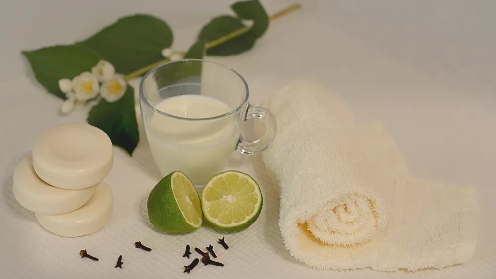 6 Racikan untuk Obat Jerawat Alami. Tanpa Krim Macam-macam, Wajahmu Perlahan Bakal Mulus Lagi 11