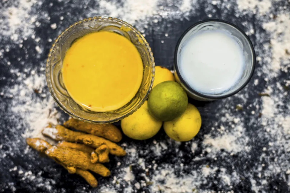 6 Racikan untuk Obat Jerawat Alami. Tanpa Krim Macam-macam, Wajahmu Perlahan Bakal Mulus Lagi 9