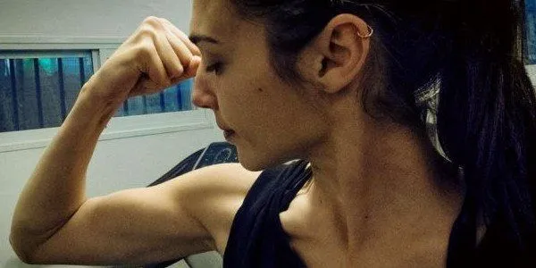 Trailer Film Wonder Woman Akhirnya Rilis! Ini Sebabnya Cuma Gal Gadot yang Pantas Jadi Pemerannya 14