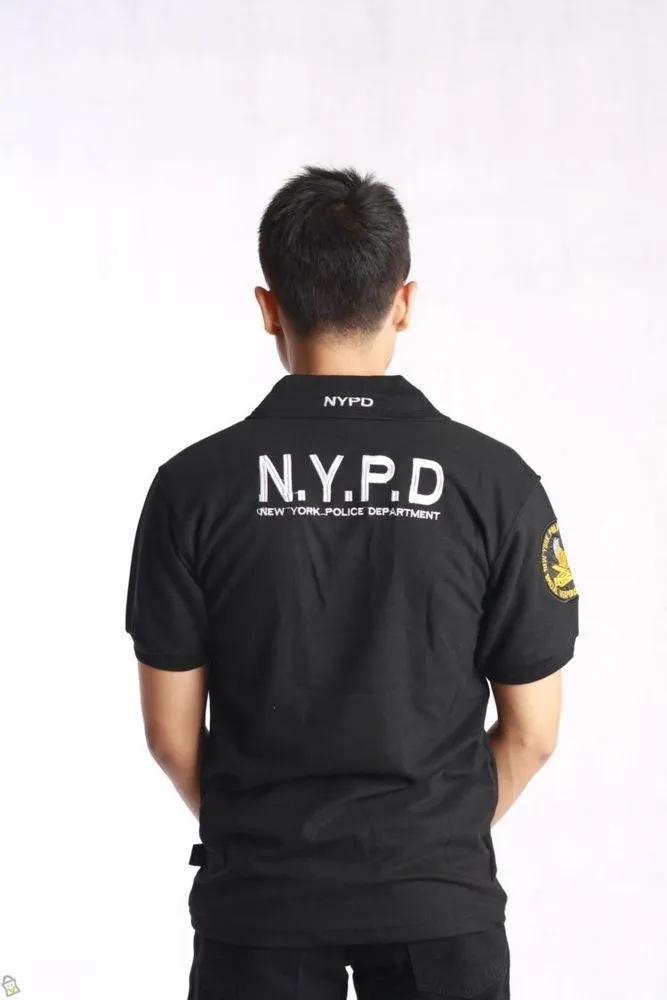10 Baju yang Dikira Nge-tren Padahal Aslinya Norak. Para Cowok Tolong Jangan Beli Pakaian Ini Ya! 12