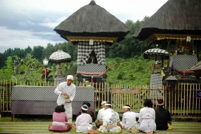 Pura Parahyangan Bogor, Satu Lagi Tempat Wisata Hits yang Harus Kamu Kunjungi di Akhir Pekan 15