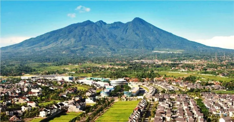 5 Tips Mendaki Gunung Salak agar Aman & Lancar 6 pendakian gunung salak