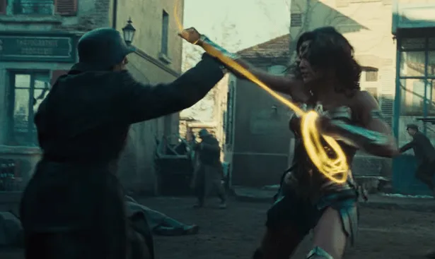 Trailer Film Wonder Woman Akhirnya Rilis! Ini Sebabnya Cuma Gal Gadot yang Pantas Jadi Pemerannya 11