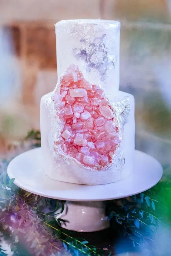 Tren Wedding Cake Baru yang Cantik dan Nggak Mahal. Bikin Pernikahanmu Berkesan! 16