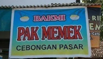 Berburu Kuliner Kini Nggak Cuman Rasanya Aja Tapi Juga Karena Namanya. Lucu dan Bikin Ketawa! 18