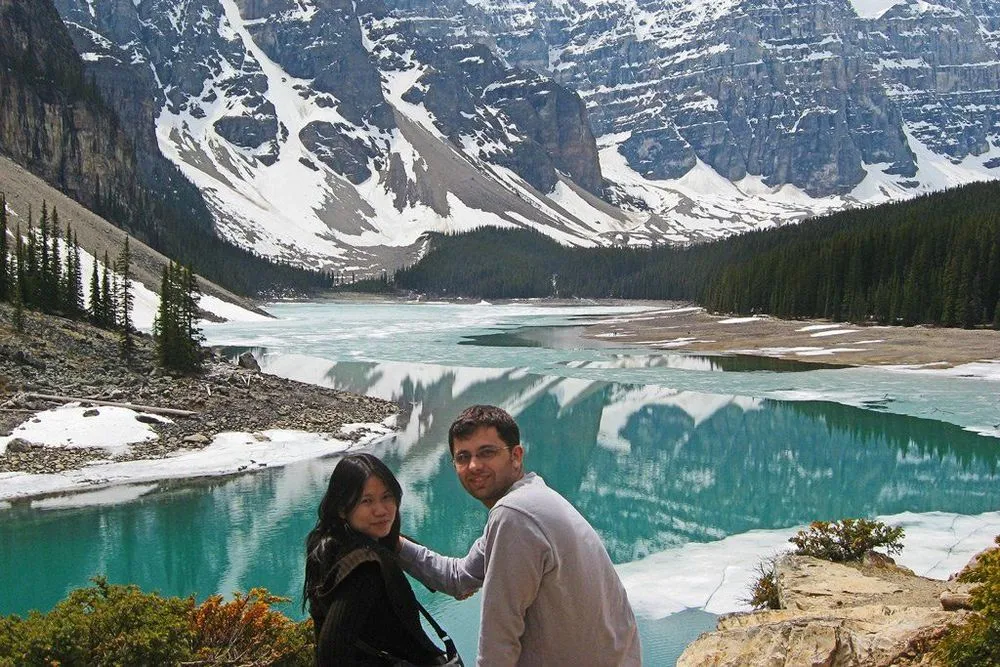 Dina dan Ryan, Pasangan Traveler yang Hobinya Keliling Dunia. Jomblo Jangan Baper Ya! 4