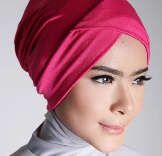 6 Benda Yang Wajib Cewek Berhijab Punya, Biar Makin Afdol Menutup Auratnya 10