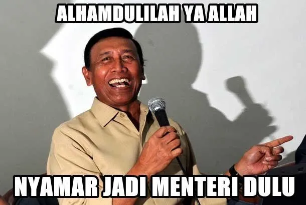 Simak Liputan Reshuffle Menteri dalam Bentuk Meme Ini, Biar Kamu Agak Selow Pas Mikirin Negara 23