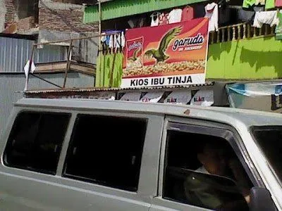 Berburu Kuliner Kini Nggak Cuman Rasanya Aja Tapi Juga Karena Namanya. Lucu dan Bikin Ketawa! 32