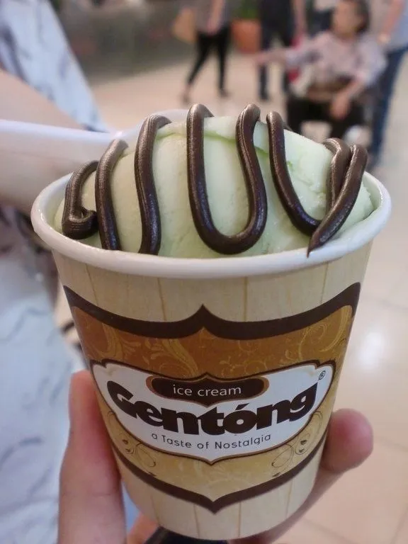 10 Café di Jakarta Akan Memanjakan Lidahmu dengan Es Krim Andalannya. Maknyuss Rasanya! 13